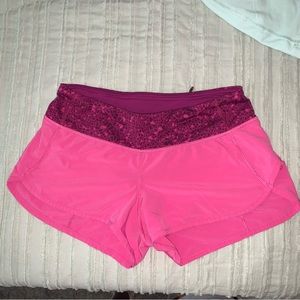 Lululemon 2.5 Pink Paradise Speed-up Shorts
